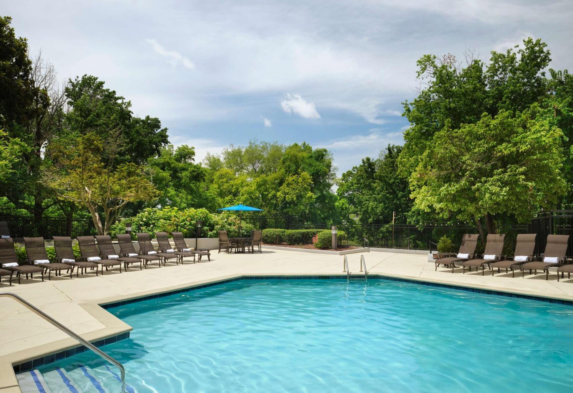 Sonesta Nashville Airport Екстериор снимка